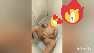 Pissing me