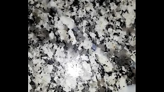 Otra mastubada antes de entrar a la ducha
