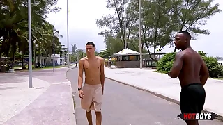 Arrombando o cuzinho construct off meu fã!